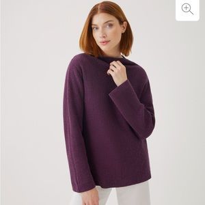 NWT Pact Fisherman Sweater Size Medium Color Purple 100% organic cotton